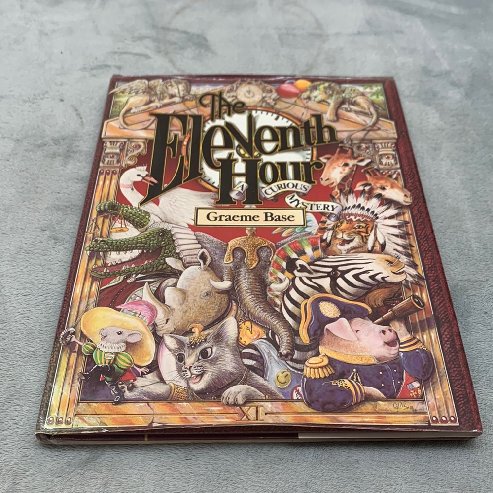 The Eleventh Hour A Curious Mystery by Graeme Base
